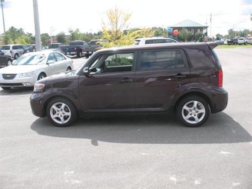 Scion xB 2008 photo 4
