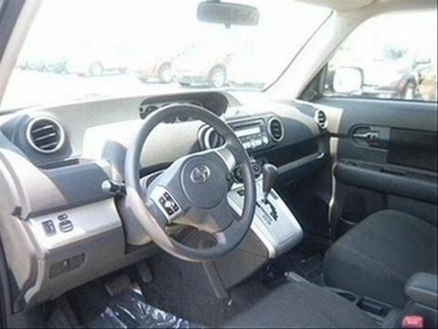 Scion xB 2008 photo 1