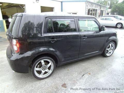 Scion xB 2008 photo 1