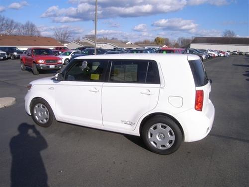 Scion xB 2008 photo 2