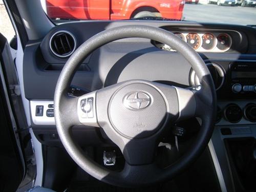 Scion xB 2008 photo 3