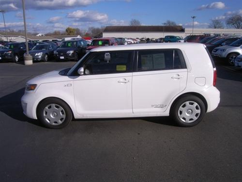 Scion xB 2008 photo 4