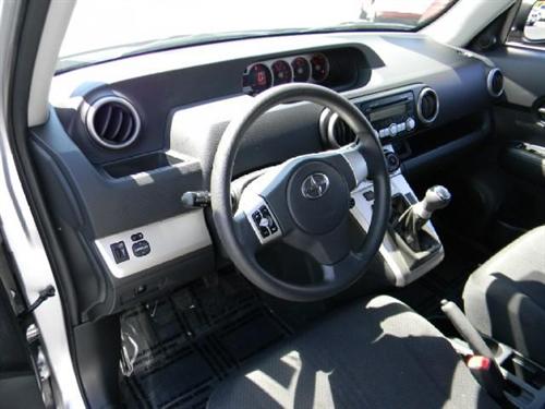 Scion xB 2008 photo 4