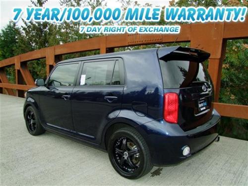 Scion xB 2008 photo 2