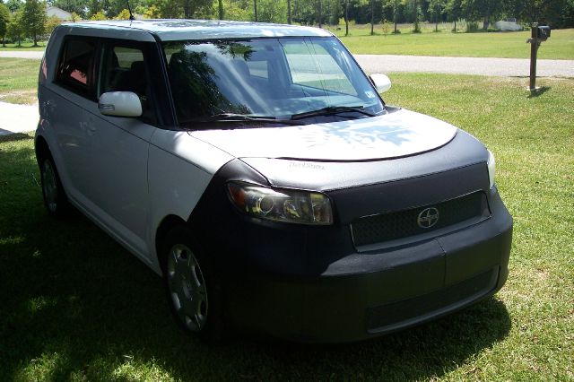 Scion xB 2009 photo 2
