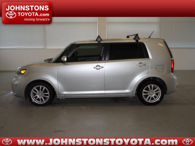 Scion xB 2009 photo 1