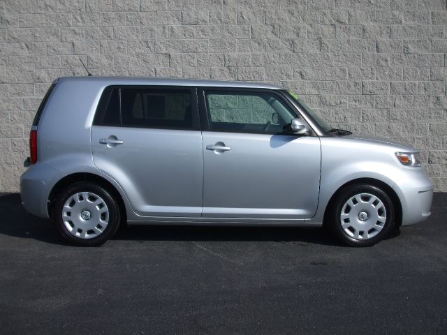 Scion xB 2009 photo 8