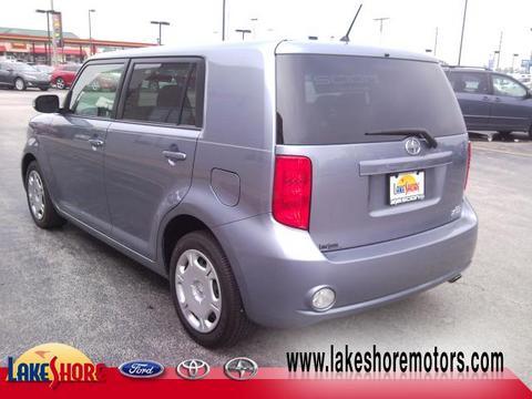 Scion xB 2010 photo 3