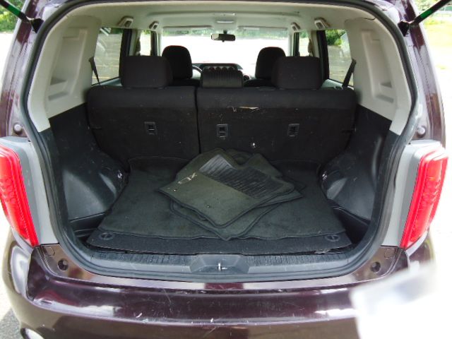 Scion xB 2010 photo 5