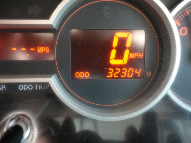 Scion xB 2011 photo 1