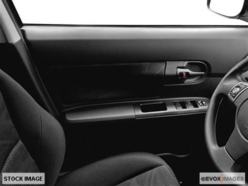 Scion xB 2011 photo 4