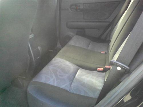 Scion xB 2011 photo 2