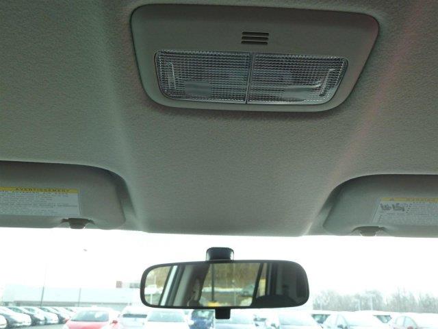 Scion xB 2013 photo 2