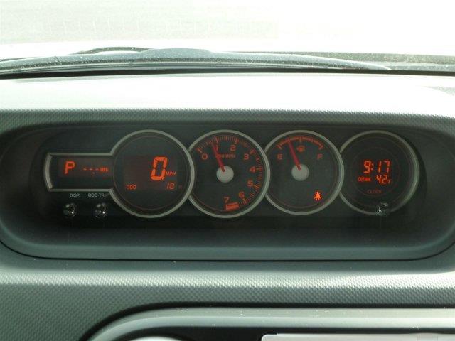 Scion xB 2013 photo 3