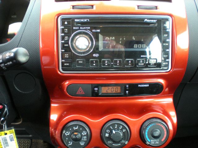 Scion xD 2008 photo 2