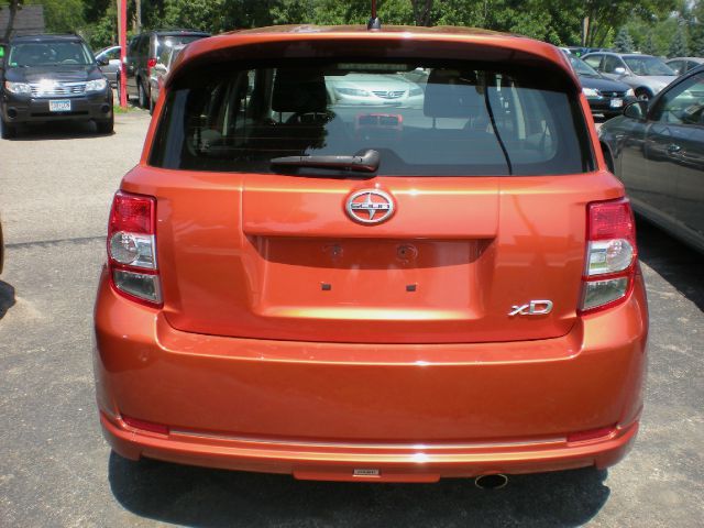 Scion xD 2008 photo 4