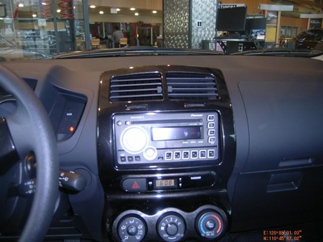 Scion xD 2010 photo 3