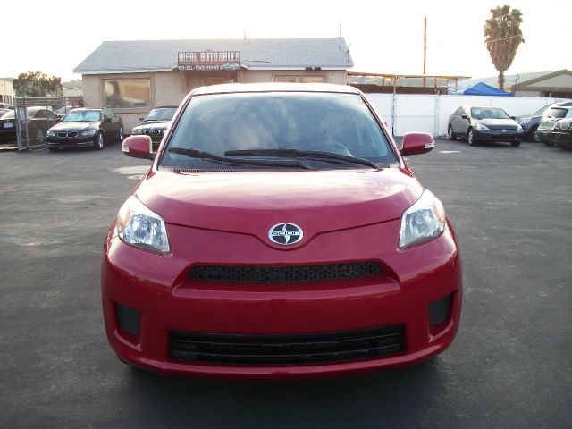 Scion xD 2011 photo 1