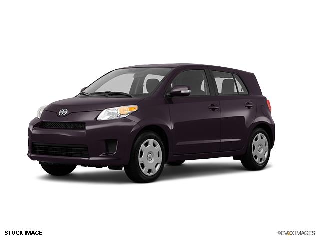 Scion xD 2012 photo 3
