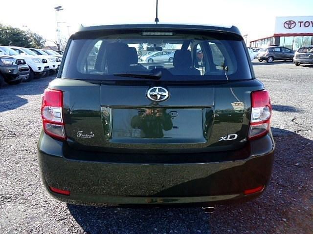 Scion xD 2012 photo 3