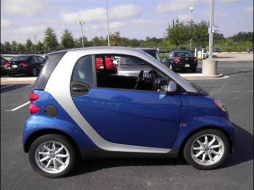 Smart fortwo 2009 photo 2