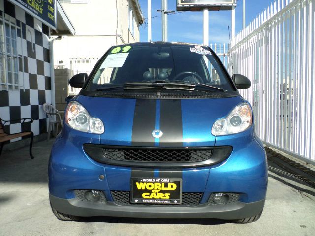 Smart fortwo 2009 photo 1