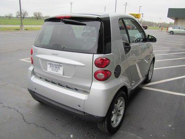Smart fortwo 2010 photo 3