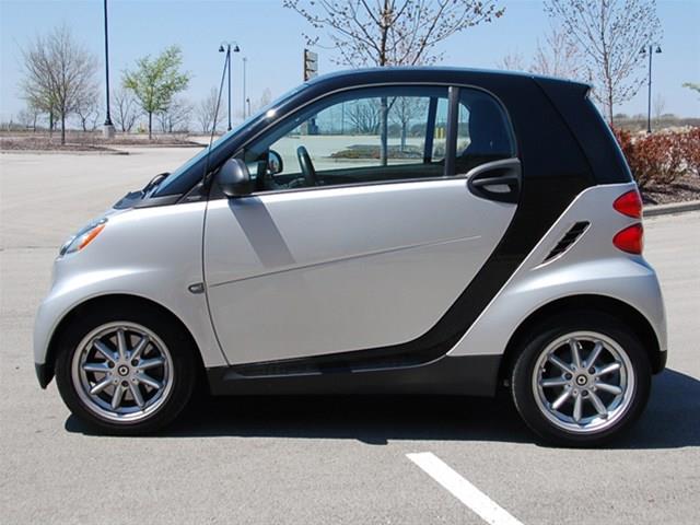 Smart fortwo 2010 photo 1
