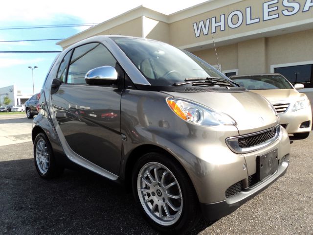 Smart fortwo 2011 photo 1