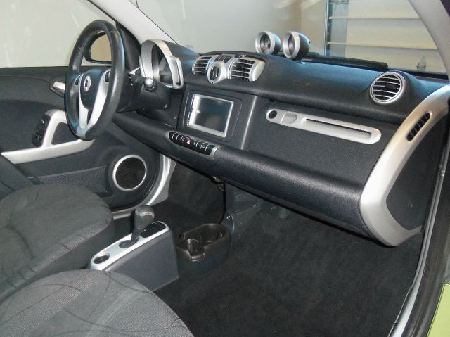Smart fortwo 2011 photo 10