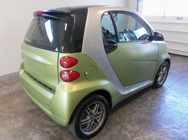 Smart fortwo 2011 photo 4