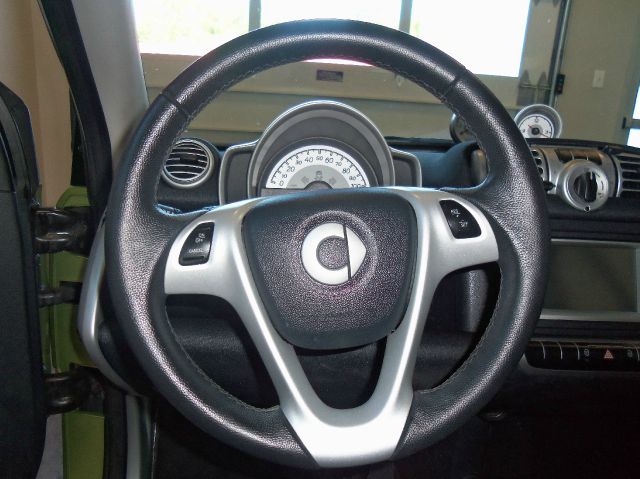 Smart fortwo 2011 photo 5