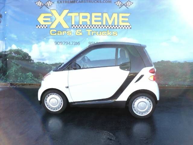 Smart fortwo 2011 photo 0