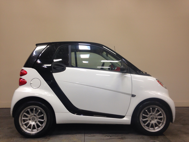 Smart fortwo 2011 photo 3
