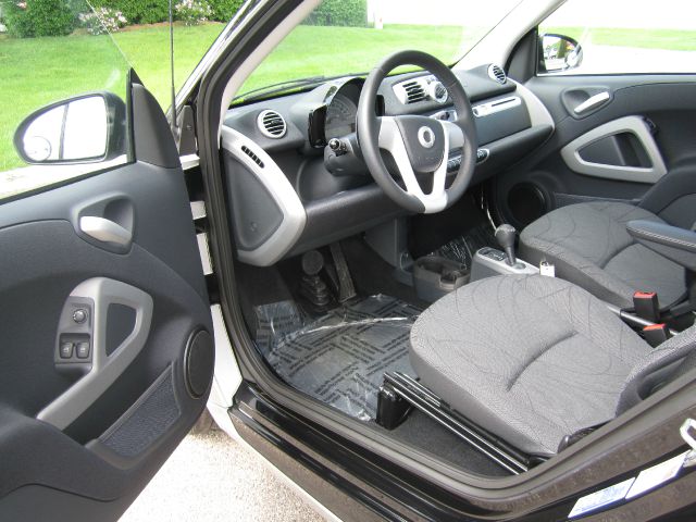 Smart fortwo 2012 photo 34