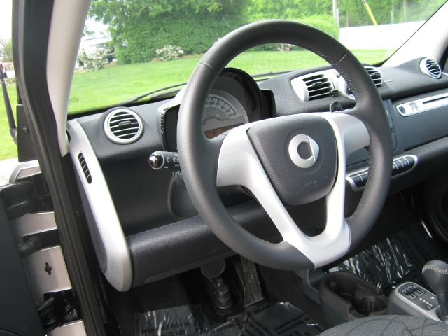 Smart fortwo 2012 photo 35