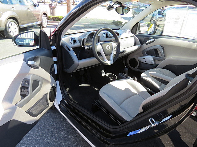 Smart fortwo 2012 photo 4