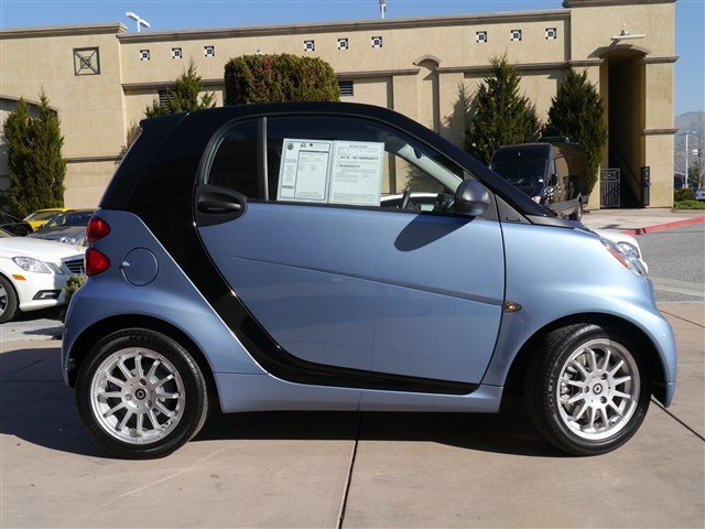 Smart fortwo 2012 photo 1