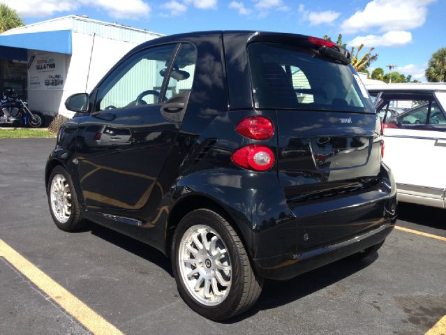 Smart fortwo 2012 photo 0