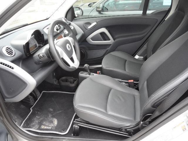 Smart fortwo 2013 photo 7