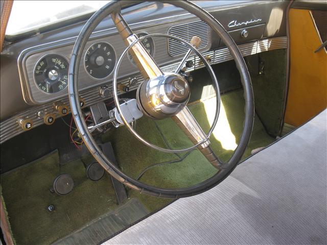 Studebaker CHAMPION 1949 photo 2