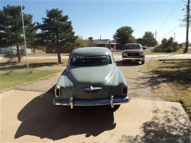 Studebaker CHAMPION 1952 photo 2