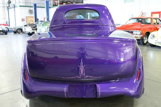 Studebaker Custom Truck 1939 photo 1