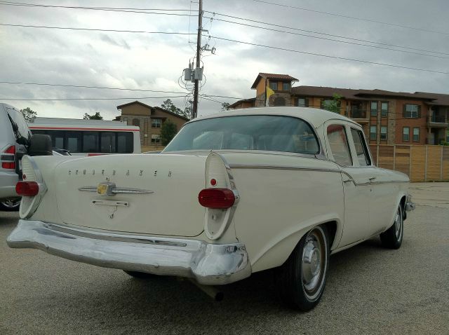 Studebaker Hawk 1957 photo 1