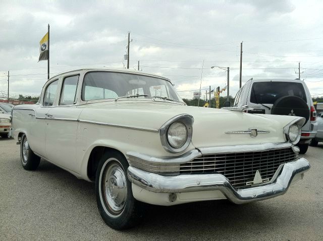 Studebaker Hawk 1957 photo 3