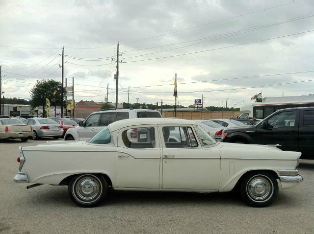 Studebaker Hawk 1957 photo 4