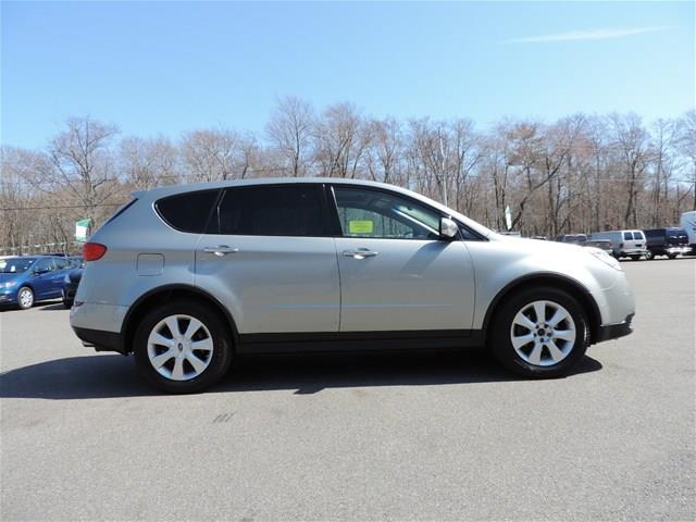 Subaru B9 Tribeca 2006 photo 2