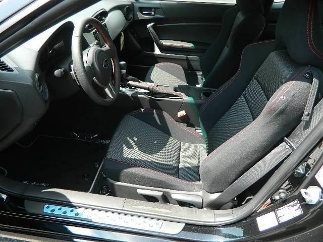 Subaru BRZ 2013 photo 1