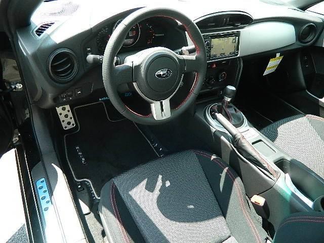 Subaru BRZ 2013 photo 2