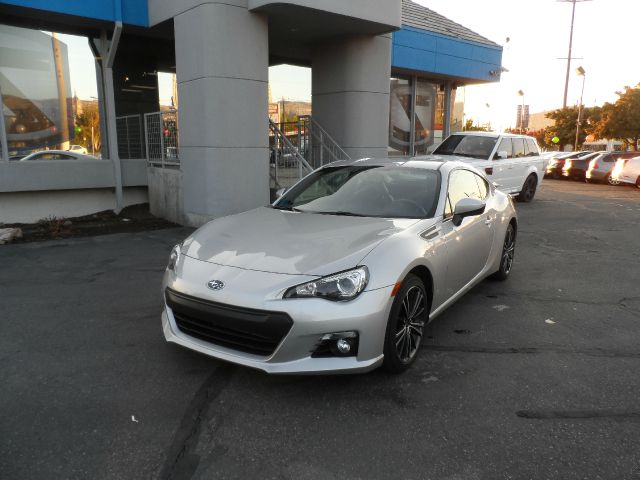 Subaru BRZ 2013 photo 2